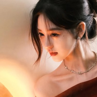 琼楼春梦电影海报